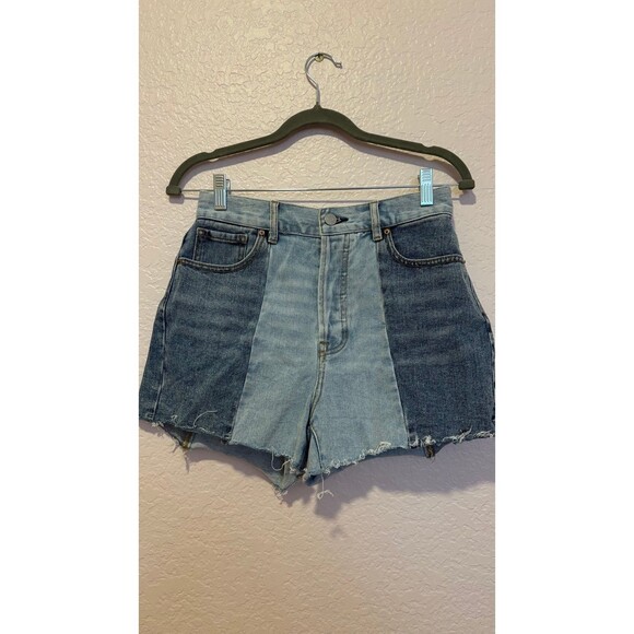 Pacsun high waisted shorts size 26 - Picture 3 of 5